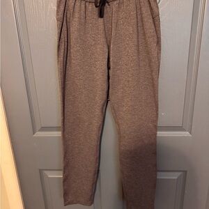 Lululemon women’s Gray Pants